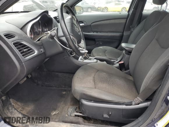 ✅ 2013 Dodge Avenger SXT • VIN: 1C3CDZCB1DN675808 • Lot: 67440025. Listed on Copart with 226,805 mi. Free auction sales archive from the USA and detailed vehicle history report at DreamBid. Image 7.