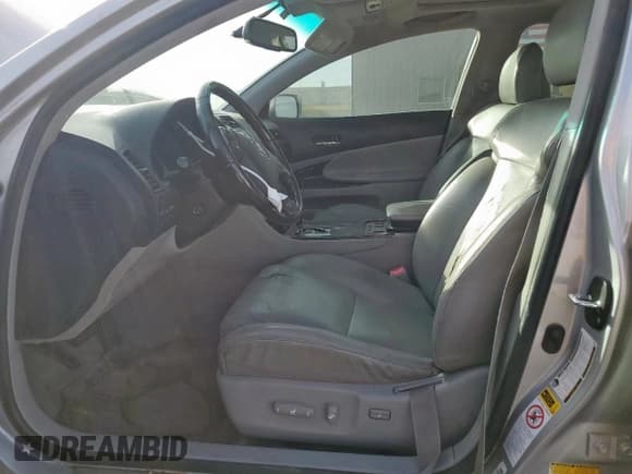 ✅ 2006 Lexus GS 300 • VIN: JTHBH96S465034919 • Лот: 92493035. Опубликован ранее на Copart с пробегом 28 097 миль. Бесплатный доступ к архиву аукционных продаж из США и подробный отчёт об истории автомобиля на DreamBid. Изображение 7.