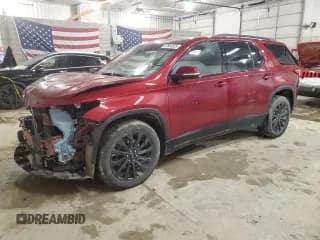 ✅ 2022 Chevrolet Traverse RS • VIN: 1GNEVJKW3NJ132404 • Lot: 87864525. Wystawiony na Copart z przebiegiem 69 058 mil. Bezpłatny archiwum sprzedaży aukcyjnych z USA i szczegółowy raport historii pojazdu na DreamBid. Zdjęcie 1.
