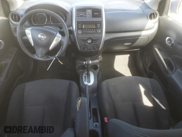 ✅ 2017 Nissan Versa SV • VIN: 3N1CN7AP4HL872184 • Lot: 89485935. Listed on Copart with 181,403 mi. Free auction sales archive from the USA and detailed vehicle history report at DreamBid. Image 8.