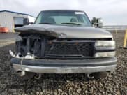 ✅ 2000 Chevrolet Silverado 1500 LS • VIN: 2GCEK19V5Y1152456 • Lot: 92304185. Wystawiony na Copart z przebiegiem 295 253 mil. Bezpłatny archiwum sprzedaży aukcyjnych z USA i szczegółowy raport historii pojazdu na DreamBid. Zdjęcie 5.