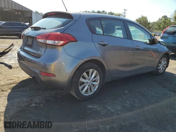✅ 2016 Kia Forte EX • VIN: KNAFX5A81G5493981 • Lot: 84203005. Listed on Copart with Not provided. Free auction sales archive from the USA and detailed vehicle history report at DreamBid. Image 3.