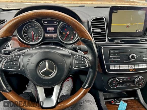 ✅ 2017 Mercedes-Benz GLS 550 • VIN: 4JGDF7DE2HA773472 • Lot: 96805335. Wystawiony na Copart z przebiegiem 166 810 mil. Bezpłatny archiwum sprzedaży aukcyjnych z USA i szczegółowy raport historii pojazdu na DreamBid. Zdjęcie 7.