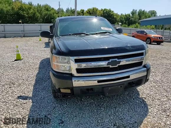 2011 Chevrolet Silverado 1500 LT with VIN 3GCPKSE30BG309716, listed as a Copart auction lot 69279985 with 236,053 mi miles and Salvage title. Bid and sale history available at DreamBid. Image 13.