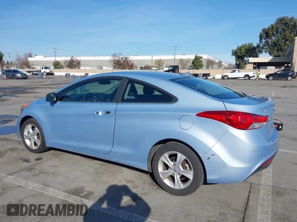 ✅ 2013 Hyundai Elantra GS • VIN: KMHDH6AE5DU000321 • Lot: 41134374. Wystawiony na IAAI z przebiegiem 113 487 mil. Bezpłatny archiwum sprzedaży aukcyjnych z USA i szczegółowy raport historii pojazdu na DreamBid. Zdjęcie 3.