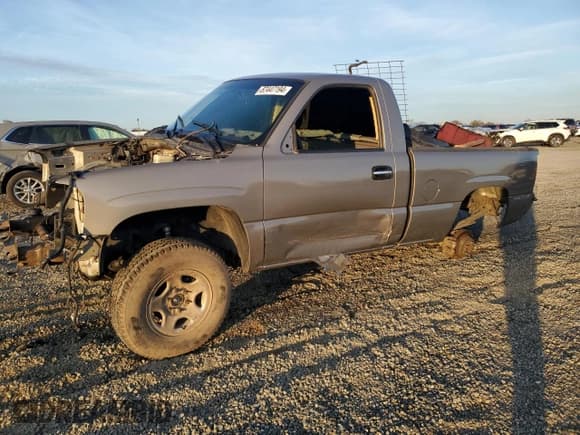 ✅ 2000 GMC Sierra 1500 SLE • VIN: 1GTEK14TXYZ273870 • Лот: 87447194. Опубликован ранее на Copart с пробегом Не указан. Бесплатный доступ к архиву аукционных продаж из США и подробный отчёт об истории автомобиля на DreamBid. Изображение 1.