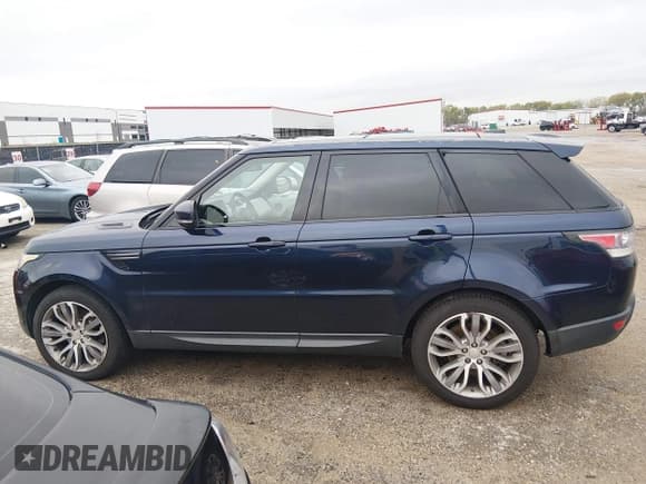 ✅ 2014 Land Rover Range Rover Sport SE • VIN: SALWG2WF5EA323712 • Lot: 43776348. Wystawiony na IAAI z przebiegiem 127 516 mil. Bezpłatny archiwum sprzedaży aukcyjnych z USA i szczegółowy raport historii pojazdu na DreamBid. Zdjęcie 14.