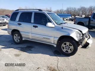 ✅ 2004 Chevrolet Tracker LT • VIN: 2CNBJ634646914995 • Лот: 82944833. Опубликован ранее на Copart с пробегом 220 475 миль. Бесплатный доступ к архиву аукционных продаж из США и подробный отчёт об истории автомобиля на DreamBid. Изображение 4.