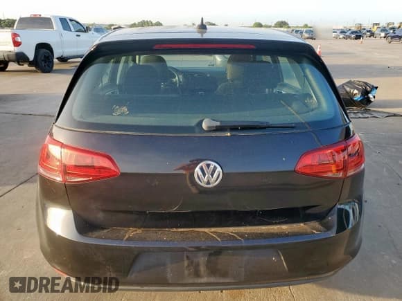 ✅ 2016 Volkswagen Golf SE • VIN: WVWKP7AU4GW913009 • Lot: 64078675. Wystawiony na Copart z przebiegiem 69 809 mil. Bezpłatny archiwum sprzedaży aukcyjnych z USA i szczegółowy raport historii pojazdu na DreamBid. Zdjęcie 6.