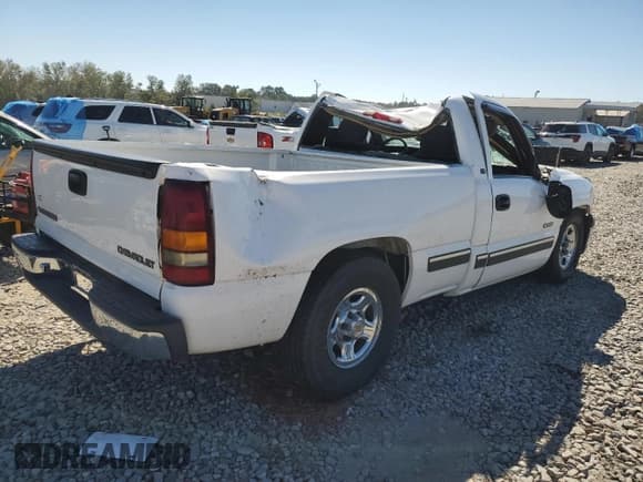 ✅ 2000 Chevrolet Silverado 1500 • VIN: 1GCEC14W1YZ365568 • Лот: 74955444. Опубликован ранее на Copart с пробегом Не указан. Бесплатный доступ к архиву аукционных продаж из США и подробный отчёт об истории автомобиля на DreamBid. Изображение 3.