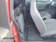 ✅ 2002 Ford Ranger XL Fleet • VIN: 1FTYR44U32TA58053 • Lot: 80850375. Wystawiony na Copart z przebiegiem 98 045 mil. Bezpłatny archiwum sprzedaży aukcyjnych z USA i szczegółowy raport historii pojazdu na DreamBid. Zdjęcie 10.