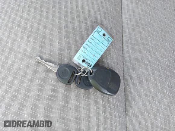 ✅ 2012 Chevrolet Silverado 1500 1HY • VIN: 3GCUKUEJ7CG247794 • Lot: 42234597. Listed on IAAI with 141,324 mi. Free auction sales archive from the USA and detailed vehicle history report at DreamBid. Image 11.