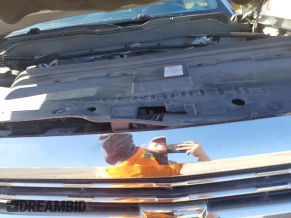 ✅ 2015 Chevrolet Silverado 2500HD Work Truck • VIN: 1GC0CUEGXFZ538701 • Lot: 89376185. Wystawiony na Copart z przebiegiem 198 348 mil. Bezpłatny archiwum sprzedaży aukcyjnych z USA i szczegółowy raport historii pojazdu na DreamBid. Zdjęcie 11.