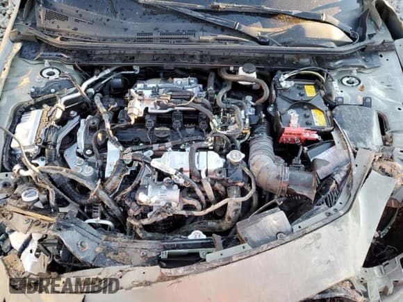 ✅ 2024 Mazda 3 Carbon Edition • VIN: JM1BPBYY4R1704400 • Lot: 88689475. Wystawiony na Copart z przebiegiem Nie podano. Bezpłatny archiwum sprzedaży aukcyjnych z USA i szczegółowy raport historii pojazdu na DreamBid. Zdjęcie 11.