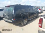 ✅ 2011 Chevrolet Suburban LT • VIN: 1GNSCJE07BR259203 • Lot: 42888910. Listed on IAAI with 246,717 mi. Free auction sales archive from the USA and detailed vehicle history report at DreamBid. Image 4.
