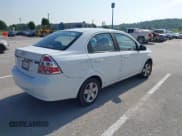 ✅ 2011 Chevrolet Aveo 1LT • VIN: KL1TD5DE2BB189883 • Lot: 42466289. Wystawiony na IAAI z przebiegiem 130 201 mil. Bezpłatny archiwum sprzedaży aukcyjnych z USA i szczegółowy raport historii pojazdu na DreamBid. Zdjęcie 4.