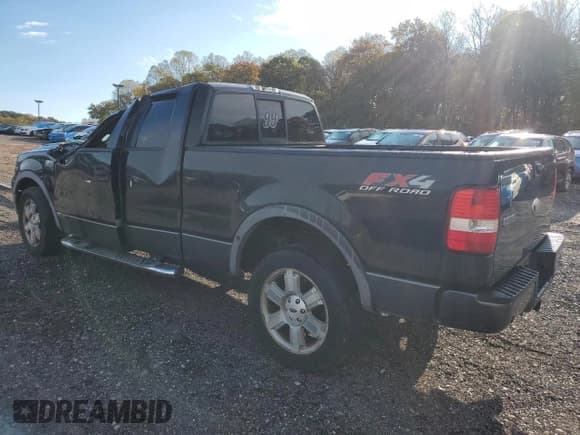 ✅ 2006 Ford F-150 XLT • VIN: 1FTPX14526NA44695 • Лот: 86718115. Опубликован ранее на Copart с пробегом Не указан. Бесплатный доступ к архиву аукционных продаж из США и подробный отчёт об истории автомобиля на DreamBid. Изображение 2.
