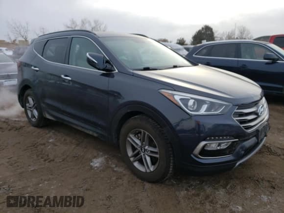 ✅ 2018 Hyundai Santa Fe 2.4L • VIN: 5NMZUDLB3JH055091 • Лот: 49159594. Опубликован ранее на Copart с пробегом 57 112 миль. Бесплатный доступ к архиву аукционных продаж из США и подробный отчёт об истории автомобиля на DreamBid. Изображение 4.