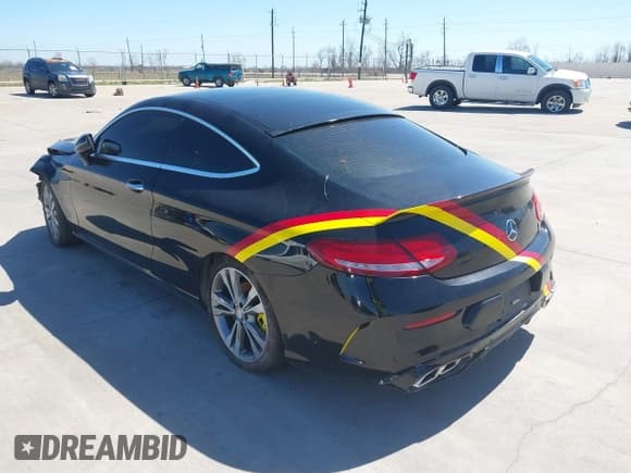 ✅ 2017 Mercedes-Benz C 300 • VIN: WDDWJ4KB3HF361962 • Lot: 41725038. Listed on IAAI with Not provided. Free auction sales archive from the USA and detailed vehicle history report at DreamBid. Image 3.