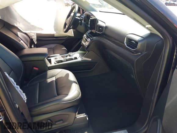 2023 Ford Explorer Limited z VIN 1FMSK8FH2PGB51112, wystawiony jako IAAI lot #43168081 z przebiegiem 25 524 mil mil oraz . Historia ofert i sprzedaży dostępna na DreamBid. Obrazek 5.