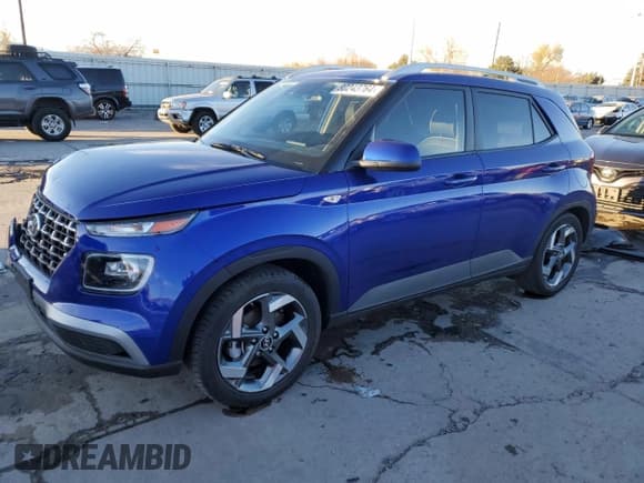 ✅ 2022 Hyundai Venue SEL • VIN: KMHRC8A37NU193054 • Lot: 80243764. Listed on Copart with 11,233 mi. Free auction sales archive from the USA and detailed vehicle history report at DreamBid. Image 1.