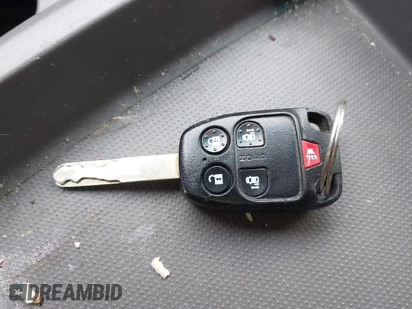 ✅ 2013 Honda Odyssey EX • VIN: 5FNRL5H49DB068579 • Lot: 43625643. Listed on IAAI with 138,408 mi. Free auction sales archive from the USA and detailed vehicle history report at DreamBid. Image 11.