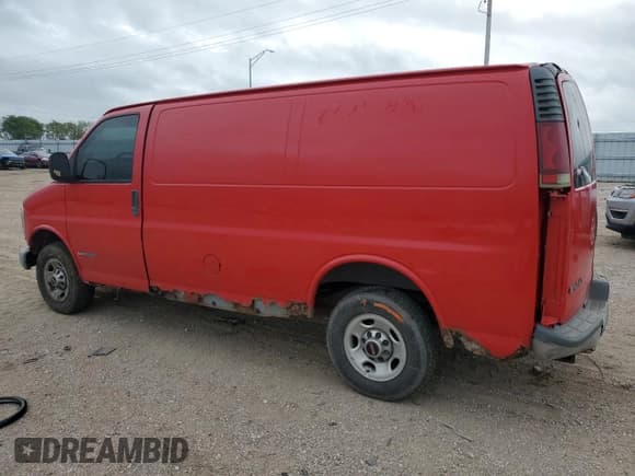 ✅ 2001 GMC Savana • VIN: 1GTGG25R011229917 • Лот: 65531285. Опубликован ранее на Copart с пробегом 170 957 миль. Бесплатный доступ к архиву аукционных продаж из США и подробный отчёт об истории автомобиля на DreamBid. Изображение 2.