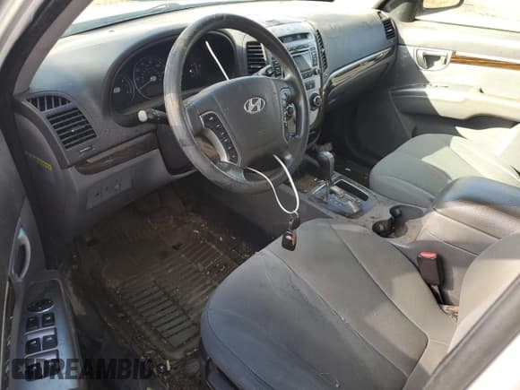 ✅ 2012 Hyundai Santa Fe GLS • VIN: 5XYZG3AB3CG124105 • Lot: 79298934. Listed on Copart with 226,715 mi. Free auction sales archive from the USA and detailed vehicle history report at DreamBid. Image 8.