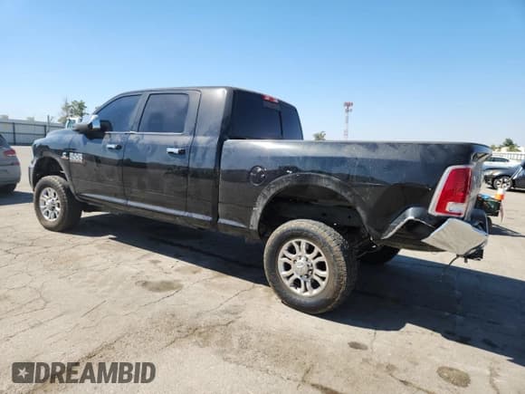 ✅ 2016 Ram 2500 Laramie • VIN: 3C6UR5NL0GG247717 • Лот: 68479255. Опубликован ранее на Copart с пробегом 221 917 миль. Бесплатный доступ к архиву аукционных продаж из США и подробный отчёт об истории автомобиля на DreamBid. Изображение 2.