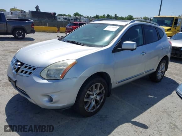✅ 2012 Nissan Rogue SL • VIN: JN8AS5MT3CW256803 • Lot: 42570323. Listed on IAAI with 203,379 mi. Free auction sales archive from the USA and detailed vehicle history report at DreamBid. Image 2.