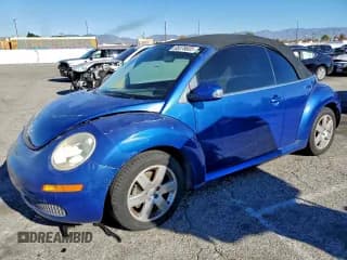 ✅ 2007 Volkswagen Beetle • VIN: 3VWRF31Y57M404119 • Lot: 95076605. Listed on Copart with 106,702 mi. Free auction sales archive from the USA and detailed vehicle history report at DreamBid. Image 1.