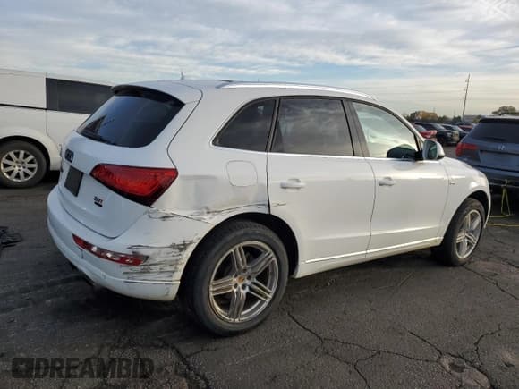 ✅ 2014 Audi Q5 Premium Plus • VIN: WA1LFAFP8EA093108 • Лот: 91131075. Опубликован ранее на Copart с пробегом 147 663 миль. Бесплатный доступ к архиву аукционных продаж из США и подробный отчёт об истории автомобиля на DreamBid. Изображение 3.