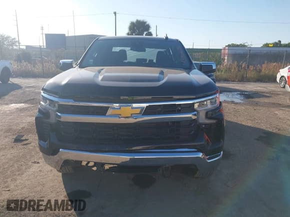 ✅ 2025 Chevrolet Silverado 1500 LT • VIN: 1GCUKDED0SZ120054 • Lot: 43762656. Wystawiony na IAAI z przebiegiem 8 797 mil. Bezpłatny archiwum sprzedaży aukcyjnych z USA i szczegółowy raport historii pojazdu na DreamBid. Zdjęcie 12.
