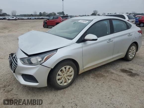 ✅ 2020 Hyundai Accent SE • VIN: 3KPC24A67LE093872 • Лот: 85258304. Опубликован ранее на Copart с пробегом 65 077 миль. Бесплатный доступ к архиву аукционных продаж из США и подробный отчёт об истории автомобиля на DreamBid. Изображение 1.