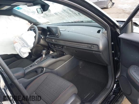 ✅ 2025 Honda HR-V Sport • VIN: 3CZRZ2H58SM723047 • Lot: 41214430. Listed on IAAI with Not provided. Free auction sales archive from the USA and detailed vehicle history report at DreamBid. Image 5.