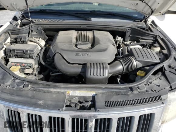 ✅ 2011 Jeep Grand Cherokee 70th Anniversary • VIN: 1J4RR4GG5BC715407 • Lot: 78373534. Wystawiony na Copart z przebiegiem 190 126 mil. Bezpłatny archiwum sprzedaży aukcyjnych z USA i szczegółowy raport historii pojazdu na DreamBid. Zdjęcie 12.