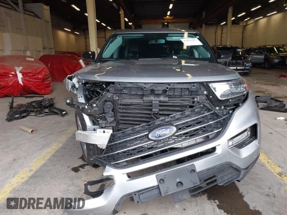 ✅ 2023 Ford Explorer XLT • VIN: 1FMSK8DH4PGB87922 • Lot: 41615947. Wystawiony na IAAI z przebiegiem 14 909 mil. Bezpłatny archiwum sprzedaży aukcyjnych z USA i szczegółowy raport historii pojazdu na DreamBid. Zdjęcie 13.