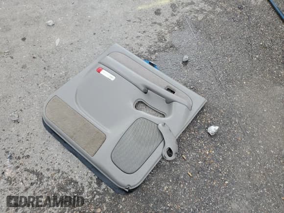 ✅ 2002 Chevrolet Silverado 2500HD LT • VIN: 1GCHK231X2F218640 • Лот: 68016825. Опубликован ранее на Copart с пробегом Не указан. Бесплатный доступ к архиву аукционных продаж из США и подробный отчёт об истории автомобиля на DreamBid. Изображение 12.