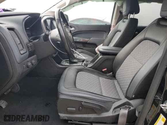 ✅ 2019 Chevrolet Colorado 4WD Z71 • VIN: 1GCGTDEN5K1329341 • Лот: 71913234. Опубликован ранее на Copart с пробегом 56 159 миль. Бесплатный доступ к архиву аукционных продаж из США и подробный отчёт об истории автомобиля на DreamBid. Изображение 7.