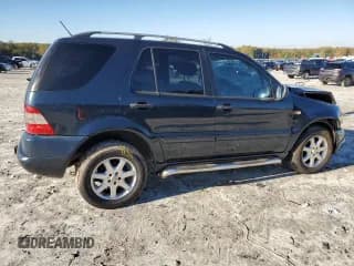 ✅ 1999 Mercedes-Benz M 320/430/500 • VIN: 4JGAB72E3XA074920 • Лот: 91210735. Опубликован ранее на Copart с пробегом 241 204 миль. Бесплатный доступ к архиву аукционных продаж из США и подробный отчёт об истории автомобиля на DreamBid. Изображение 3.