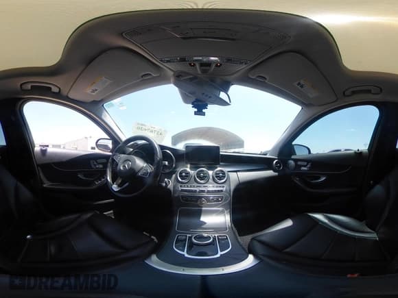 ✅ 2017 Mercedes-Benz C 300 • VIN: 55SWF4JB4HU205395 • Lot: 42767620. Wystawiony na IAAI z przebiegiem 113 132 mil. Bezpłatny archiwum sprzedaży aukcyjnych z USA i szczegółowy raport historii pojazdu na DreamBid. Zdjęcie 19.