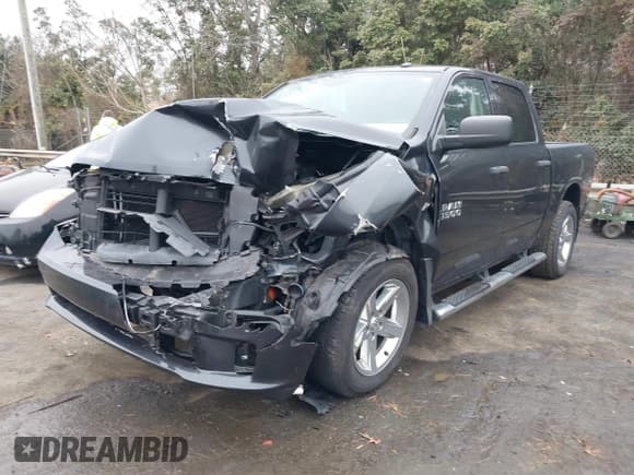 ✅ 2018 Ram 1500 Tradesman • VIN: 3C6RR7KT6JG130396 • Lot: 41206730. Listed on IAAI with 40,260 mi. Free auction sales archive from the USA and detailed vehicle history report at DreamBid. Image 2.