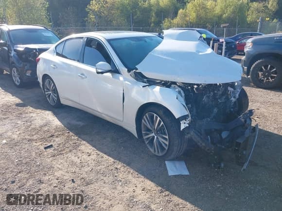✅ 2021 Infiniti Q50 Sensory • VIN: JN1EV7CR1MM750437 • Lot: 43330485. Listed on IAAI with 43,513 mi. Free auction sales archive from the USA and detailed vehicle history report at DreamBid. Image 1.