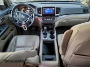 ✅ 2018 Honda Pilot EX-L • VIN: 5FNYF6H53JB043996 • Лот: 93934105. Опубликован ранее на Copart с пробегом 105 953 миль. Бесплатный доступ к архиву аукционных продаж из США и подробный отчёт об истории автомобиля на DreamBid. Изображение 8.