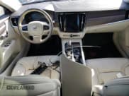 ✅ 2018 Volvo V90 • VIN: YV4A22NL0J1030024 • Лот: 69565273. Опубликован ранее на Copart с пробегом Не указан. Бесплатный доступ к архиву аукционных продаж из США и подробный отчёт об истории автомобиля на DreamBid. Изображение 8.