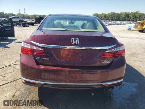✅ 2017 Honda Accord LX • VIN: 1HGCR2F39HA187326 • Лот: 85194065. Опубликован ранее на Copart с пробегом 170 063 миль. Бесплатный доступ к архиву аукционных продаж из США и подробный отчёт об истории автомобиля на DreamBid. Изображение 6.