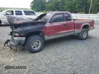 ✅ 1999 Dodge Dakota SLT • VIN: 1B7GG22X5XS266208 • Lot: 55300065. Wystawiony na Copart z przebiegiem Nie podano. Bezpłatny archiwum sprzedaży aukcyjnych z USA i szczegółowy raport historii pojazdu na DreamBid. Zdjęcie 1.