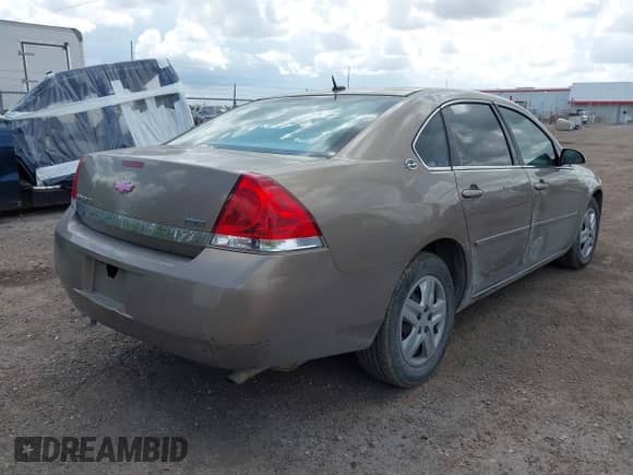 2007 Chevrolet Impala LS with VIN 2G1WB58K879382682, listed as a IAAI auction lot 43399491 with 262,646 mi miles and . Bid and sale history available at DreamBid. Image 4.