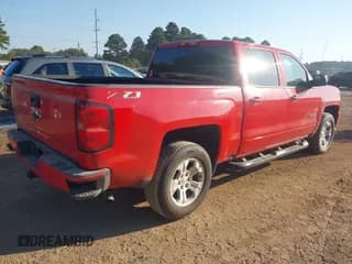 ✅ 2018 Chevrolet Silverado 1500 LT • VIN: 3GCUKREC2JG557198 • Лот: 43441046. Опубликован ранее на IAAI с пробегом 174 944 миль. Бесплатный доступ к архиву аукционных продаж из США и подробный отчёт об истории автомобиля на DreamBid. Изображение 4.