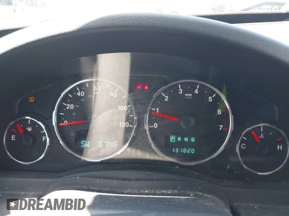 ✅ 2009 Jeep Liberty Rocky Mountain • VIN: 1J8GN28K49W525647 • Lot: 42400382. Wystawiony na IAAI z przebiegiem 131 820 mil. Bezpłatny archiwum sprzedaży aukcyjnych z USA i szczegółowy raport historii pojazdu na DreamBid. Zdjęcie 7.